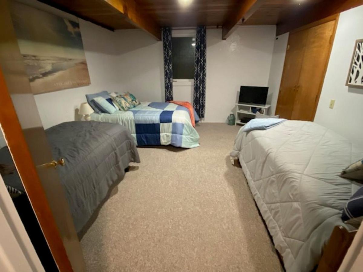קורבליס Spacious Lower Level Living All For You! מראה חיצוני תמונה