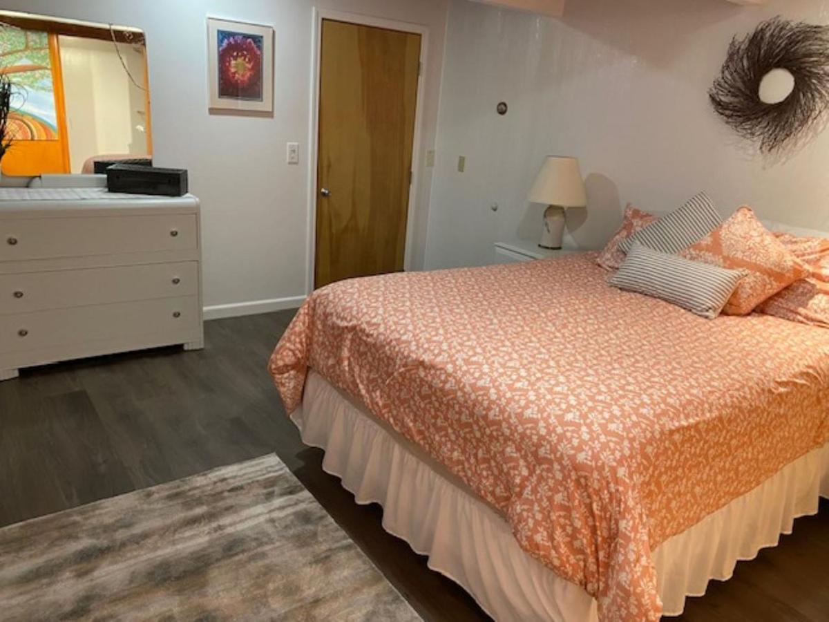 קורבליס Spacious Lower Level Living All For You! מראה חיצוני תמונה