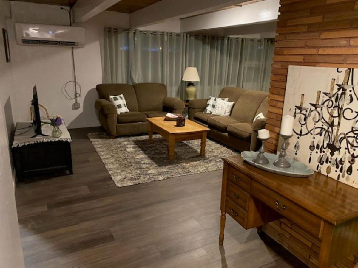 קורבליס Spacious Lower Level Living All For You! מראה חיצוני תמונה