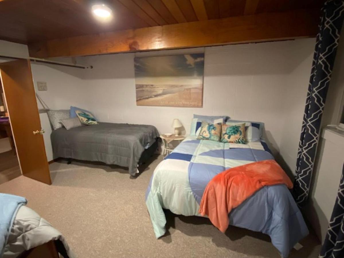 קורבליס Spacious Lower Level Living All For You! מראה חיצוני תמונה