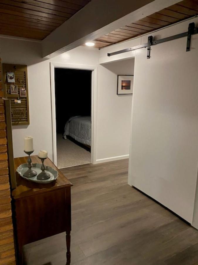קורבליס Spacious Lower Level Living All For You! מראה חיצוני תמונה